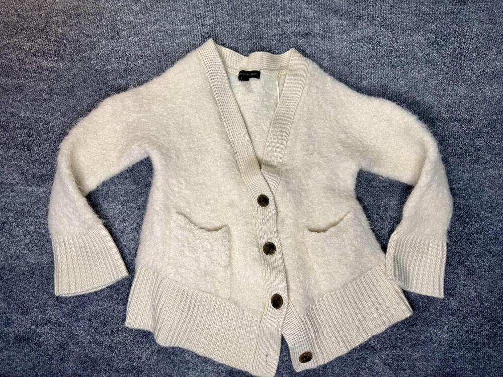 Banana Republic Cardigan Sweater Womens Petite L White Chunky Knit Pockets